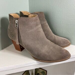 Vionic Anne Taupe Grey Suede Leather Ankle Booties Boots Snakeskin Detail Sz 11